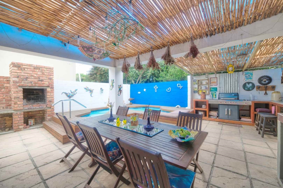 5 Bedroom Property for Sale in Fisherhaven Western Cape
